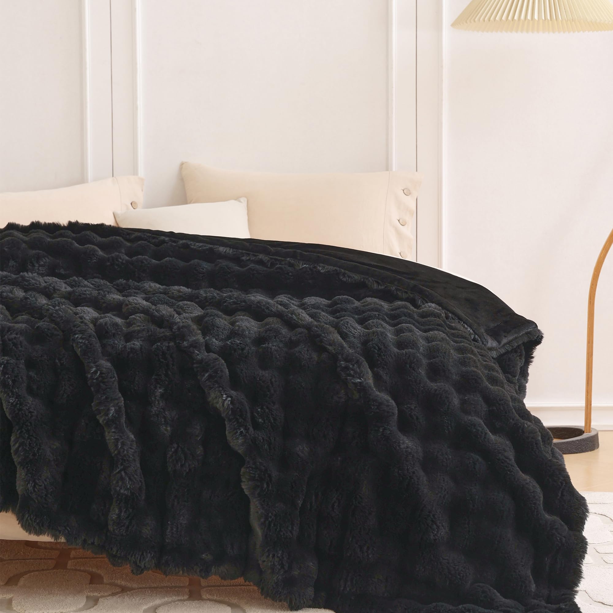 COOVA Faux Fur Throw Blanket