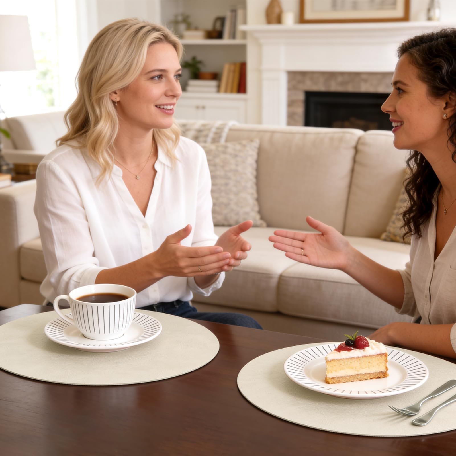 MOSAYT Faux Leather Placemats Set