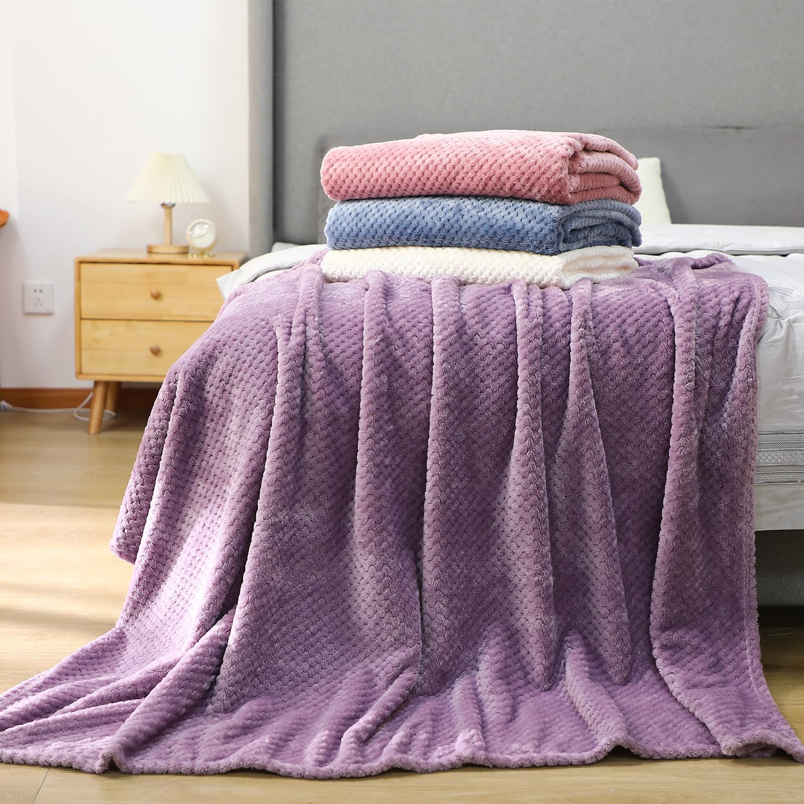 Newwiee Flannel Fleece Throw Blanket Set of 4