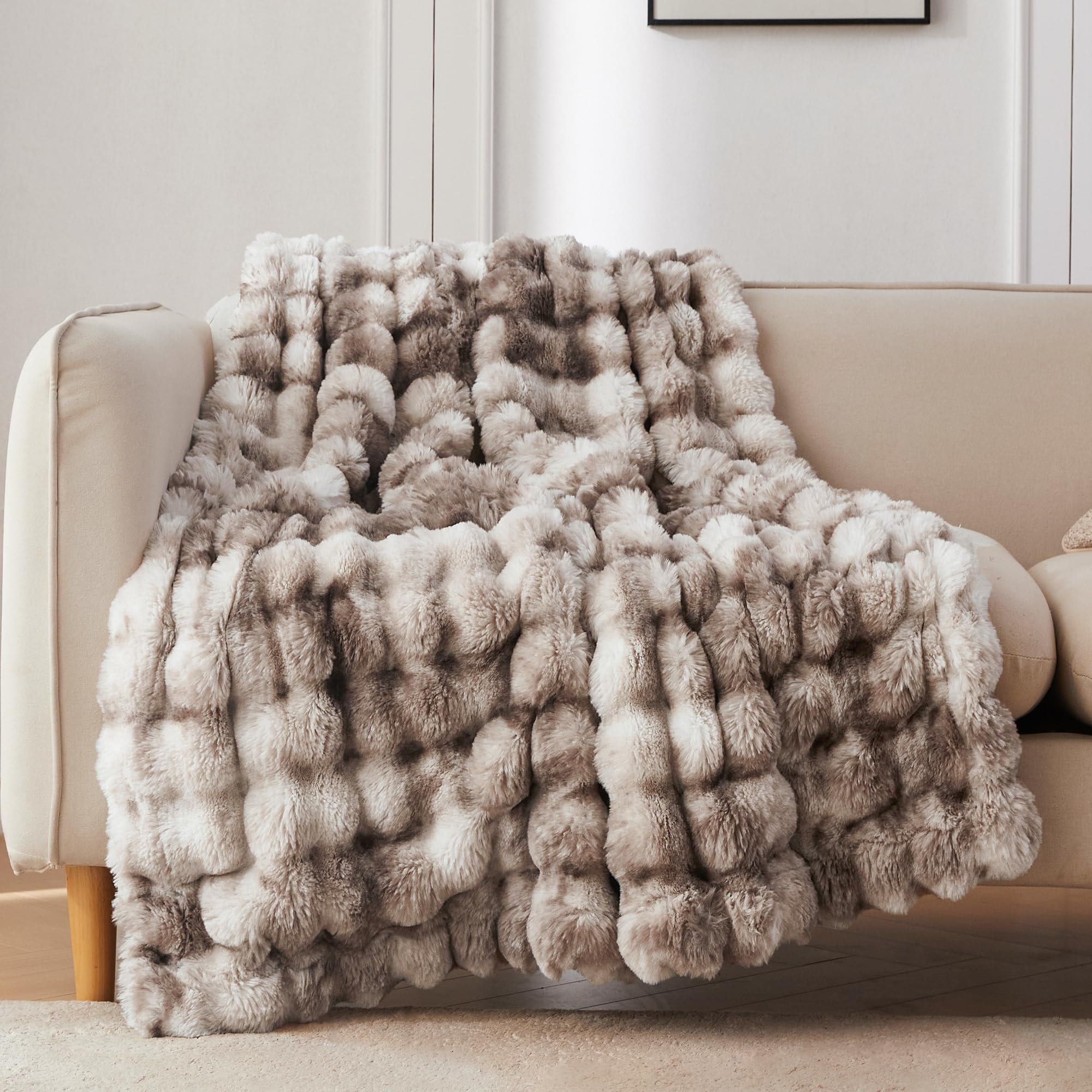 COOVA Faux Fur Throw Blanket