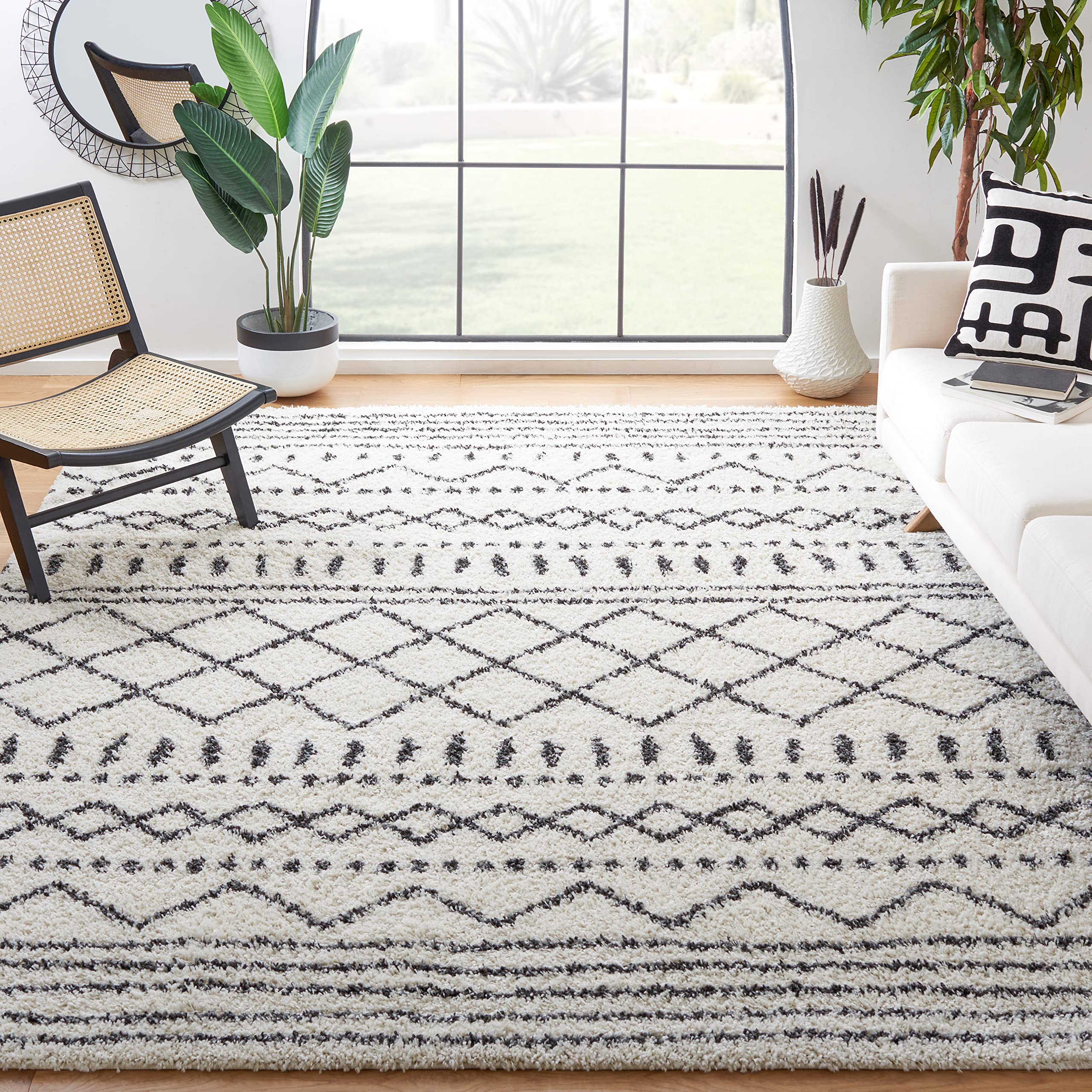 SAFAVIEH Arizona Shag Area Rug
