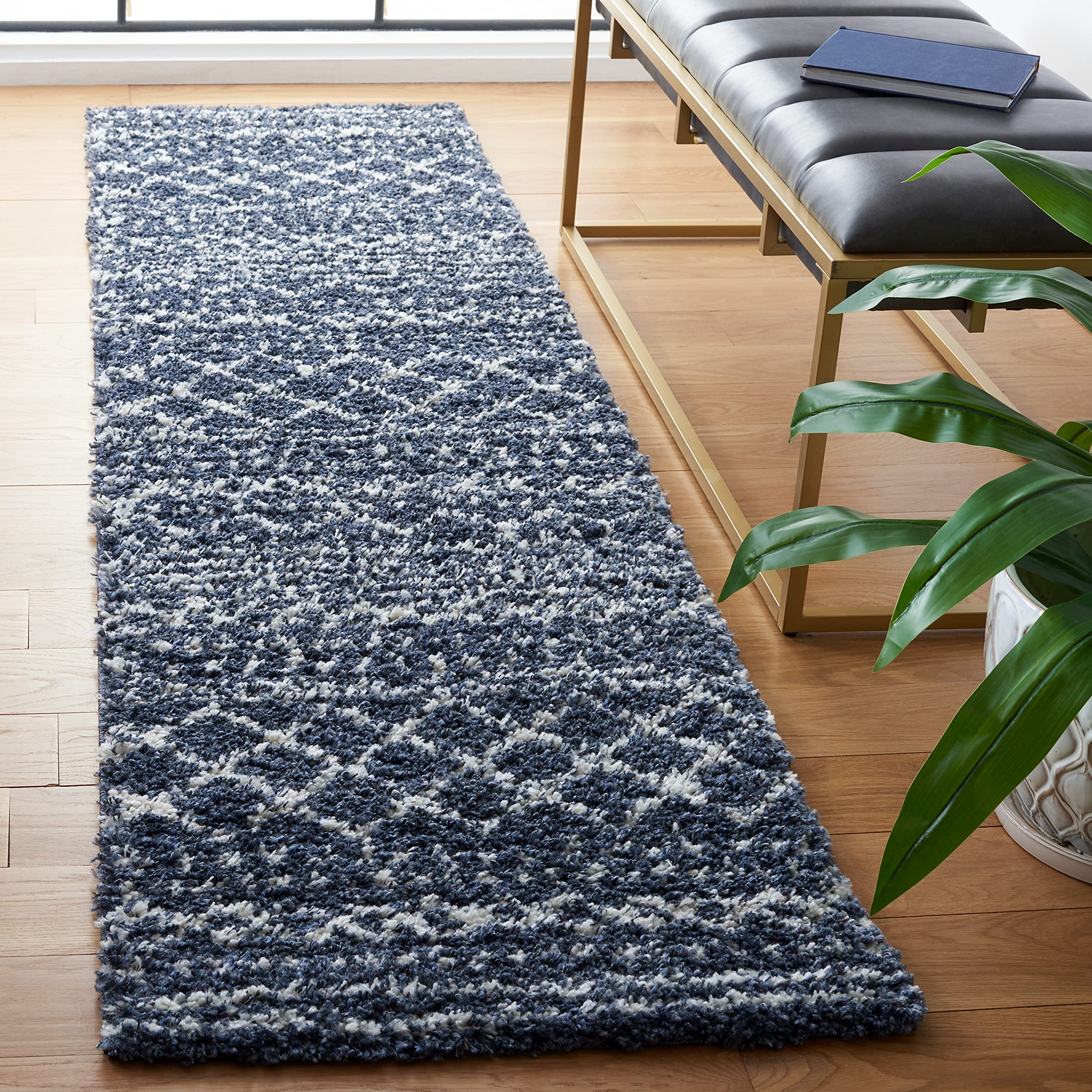 SAFAVIEH Arizona Shag Area Rug